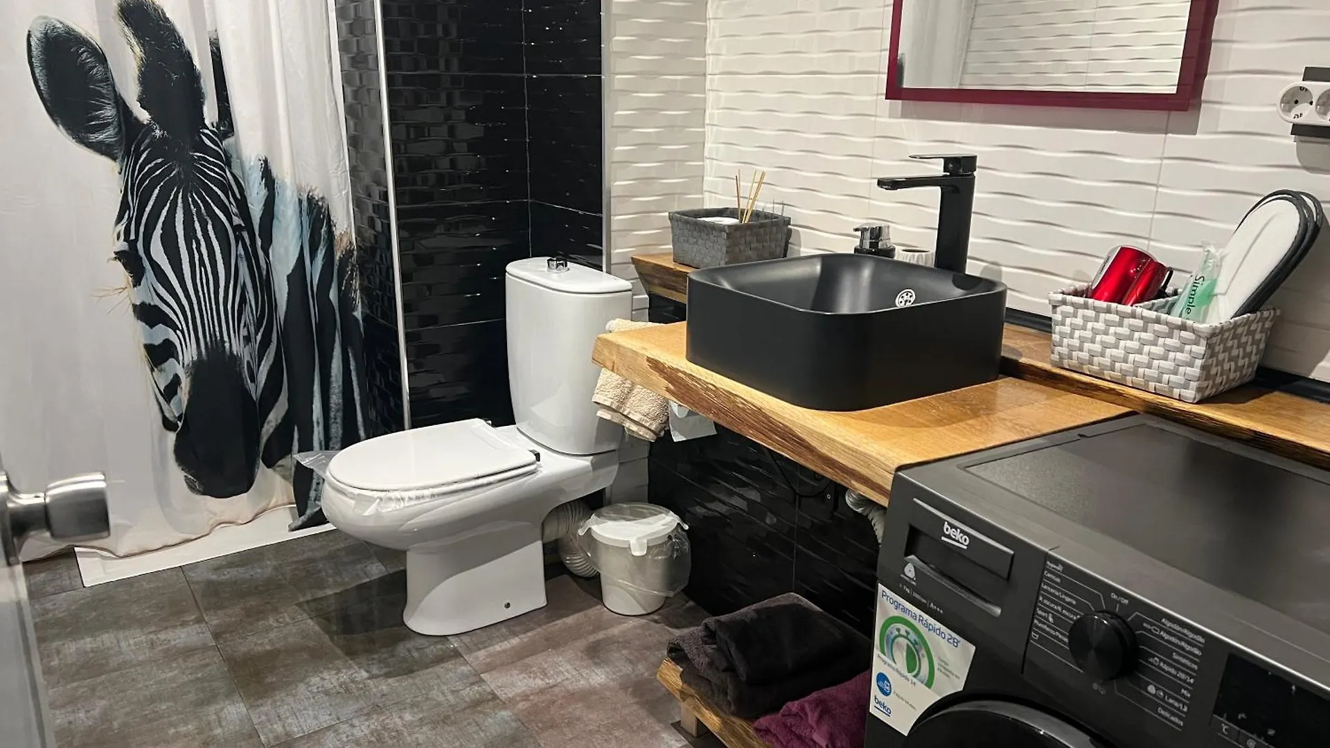 Estudio Loft 라피네다 아파트